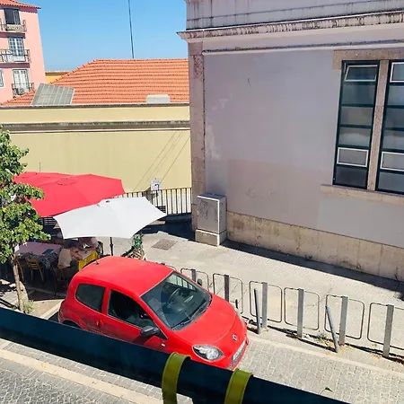 Daire Modern Boutique In The Heart Of Alfama Lisboa